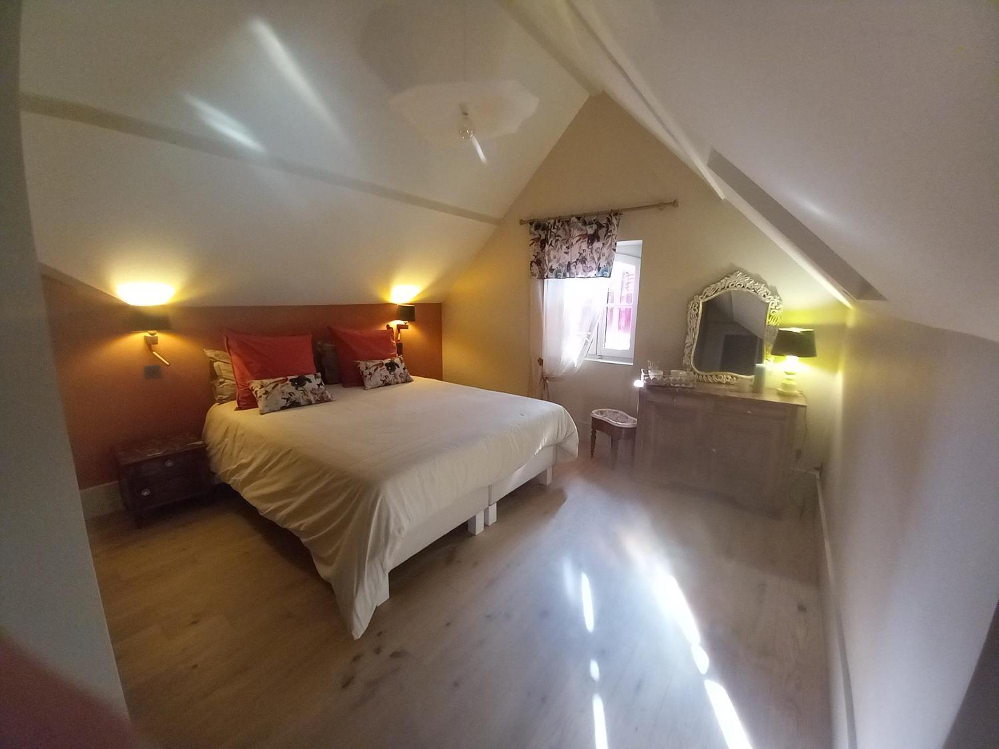 Les Palissieres - Chambres D'Hotes Mortagne-sur-Gironde Екстериор снимка